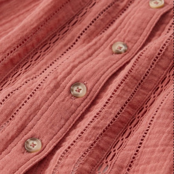 Abercrombie  button front cami crop top - Picture 3 of 7